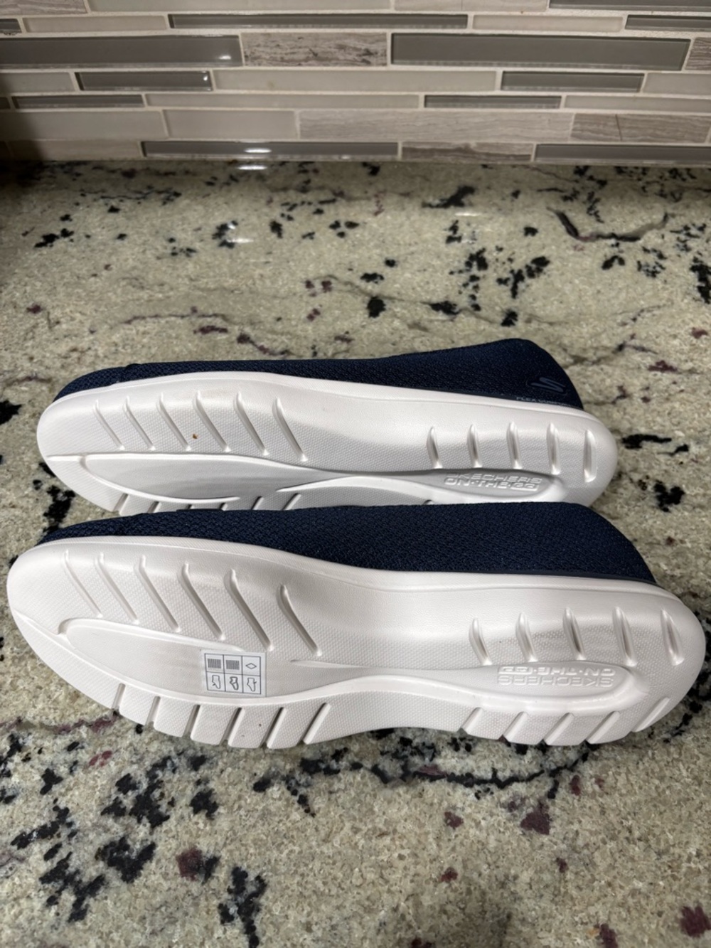 Skechers Navy Blue Slip On Women’s Size 8.5 New - Picture 5 of 6